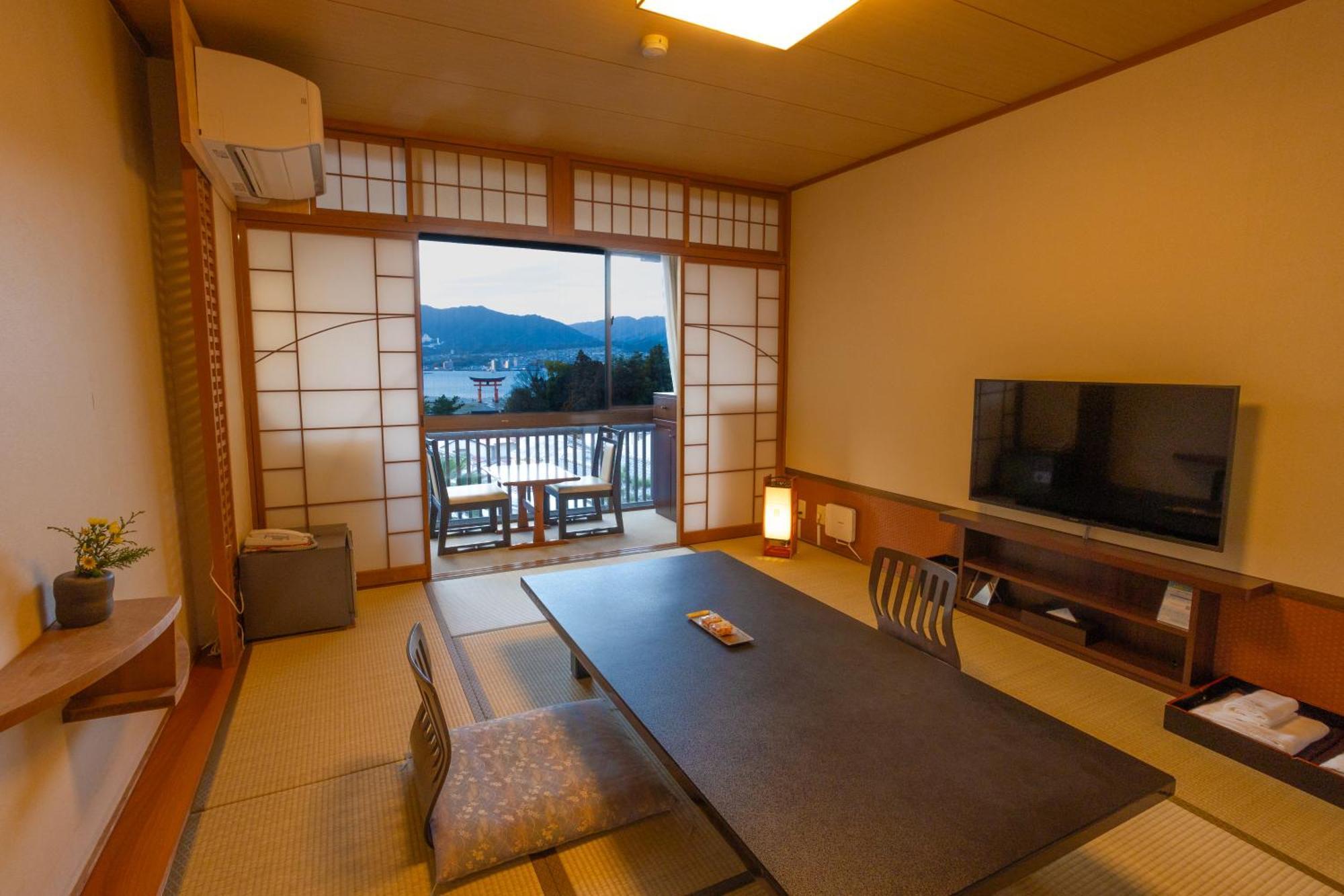 Kikunoya Hotel Hatsukaichi Exterior foto