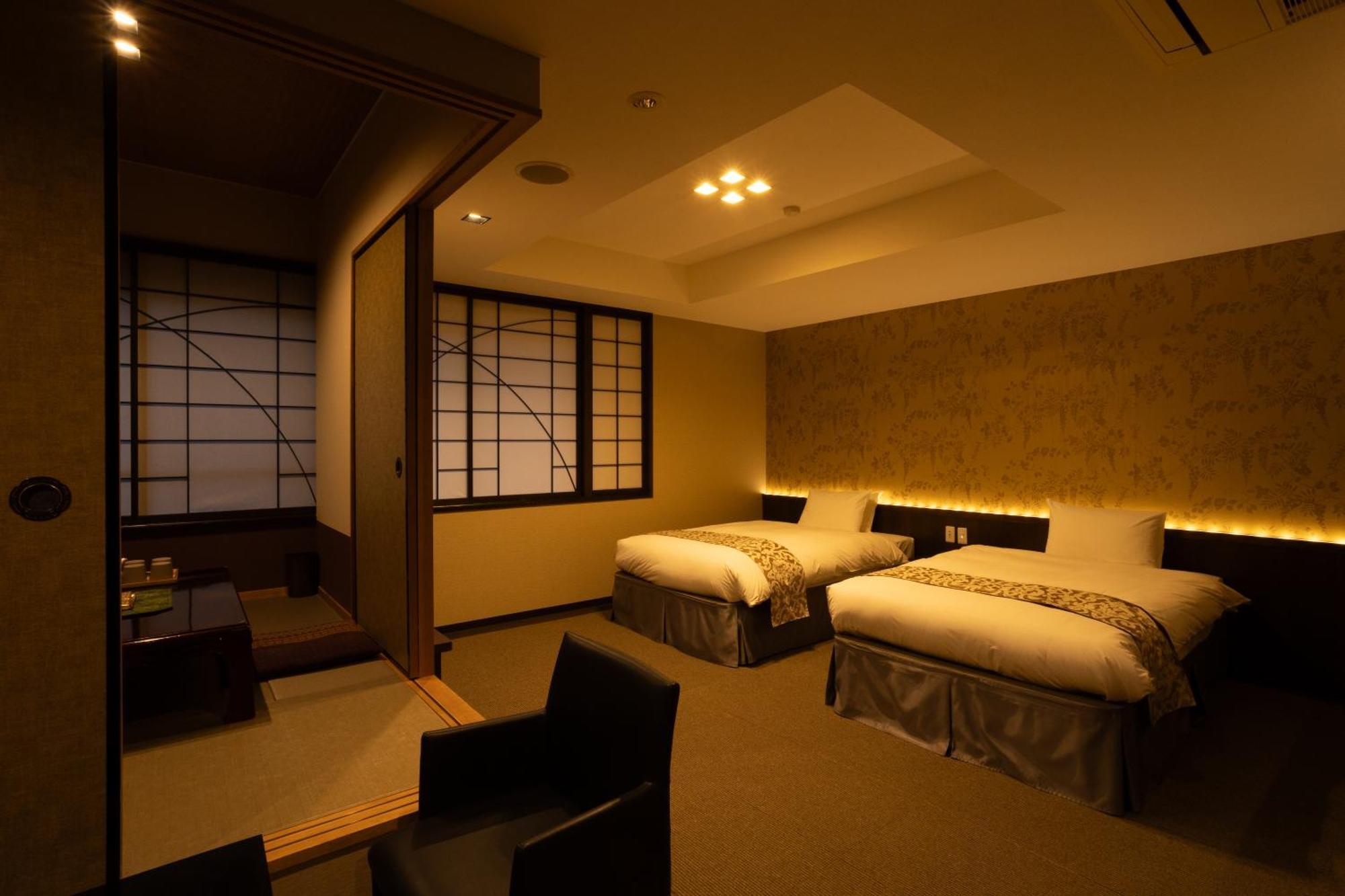 Kikunoya Hotel Hatsukaichi Exterior foto
