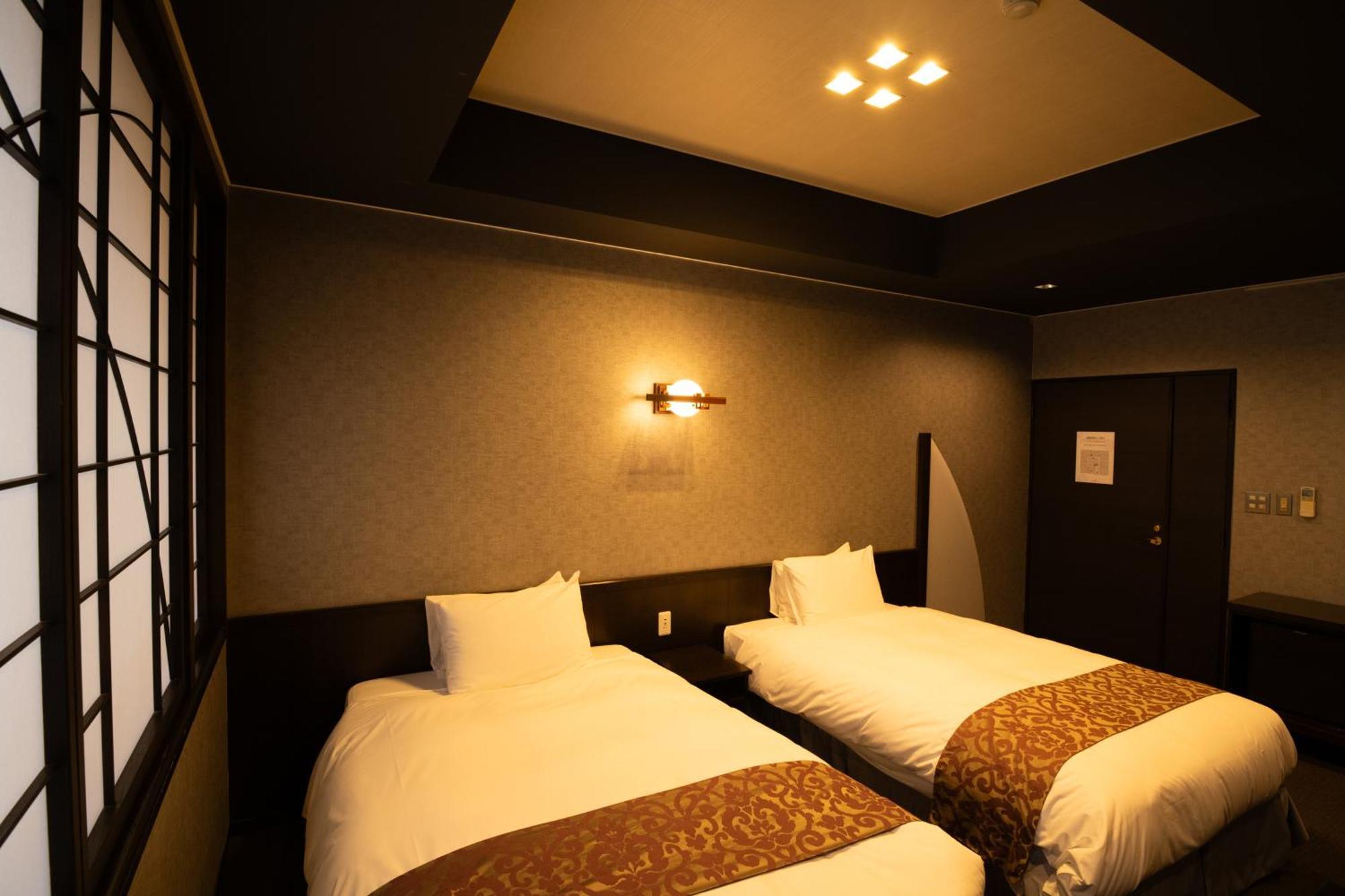 Kikunoya Hotel Hatsukaichi Exterior foto