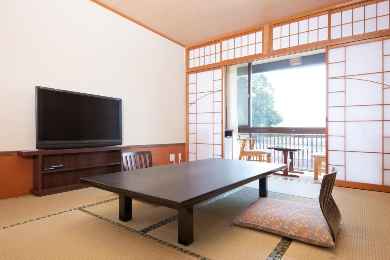 Kikunoya Hotel Hatsukaichi Exterior foto