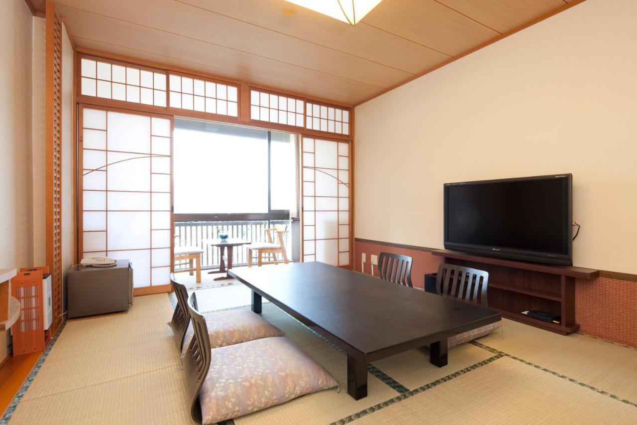 Kikunoya Hotel Hatsukaichi Exterior foto