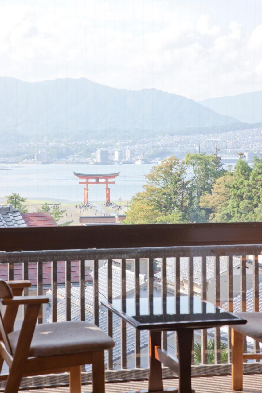 Kikunoya Hotel Hatsukaichi Exterior foto